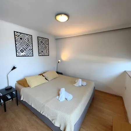 Apartment Center Studio *